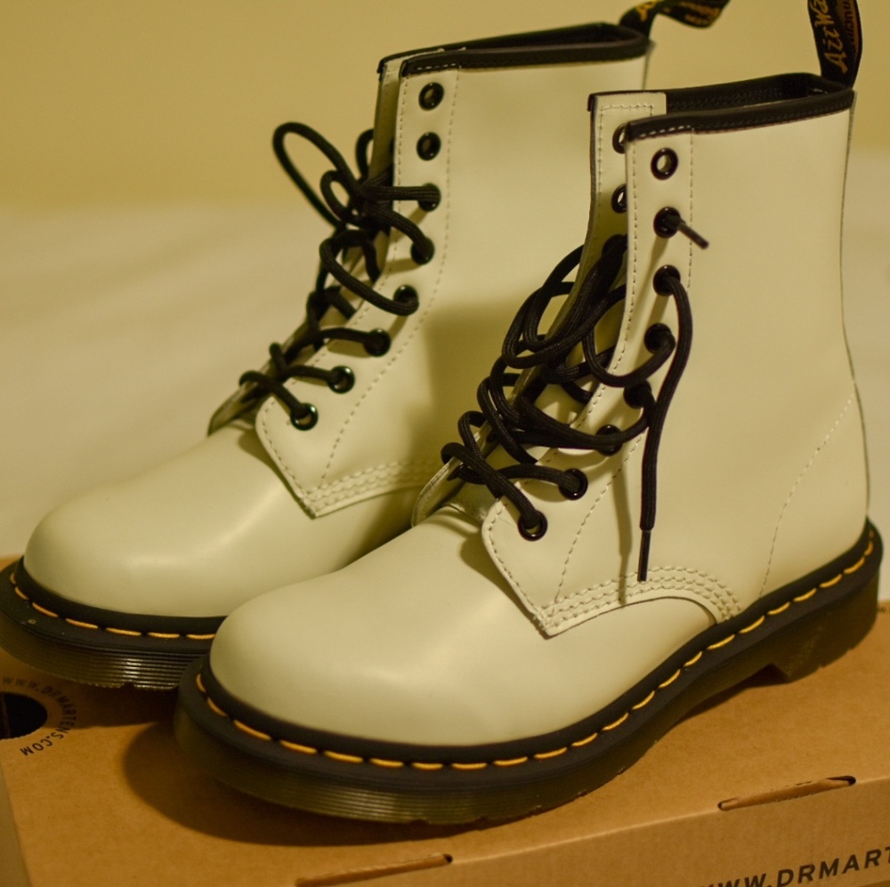 Dr. Martens 1460 White NWT/NWB